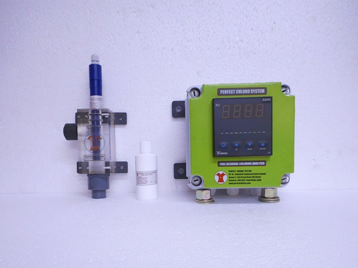 Free Residual Chlorine Analyser with Sensor